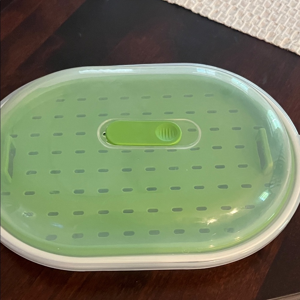 Green Oval microwave steamer
